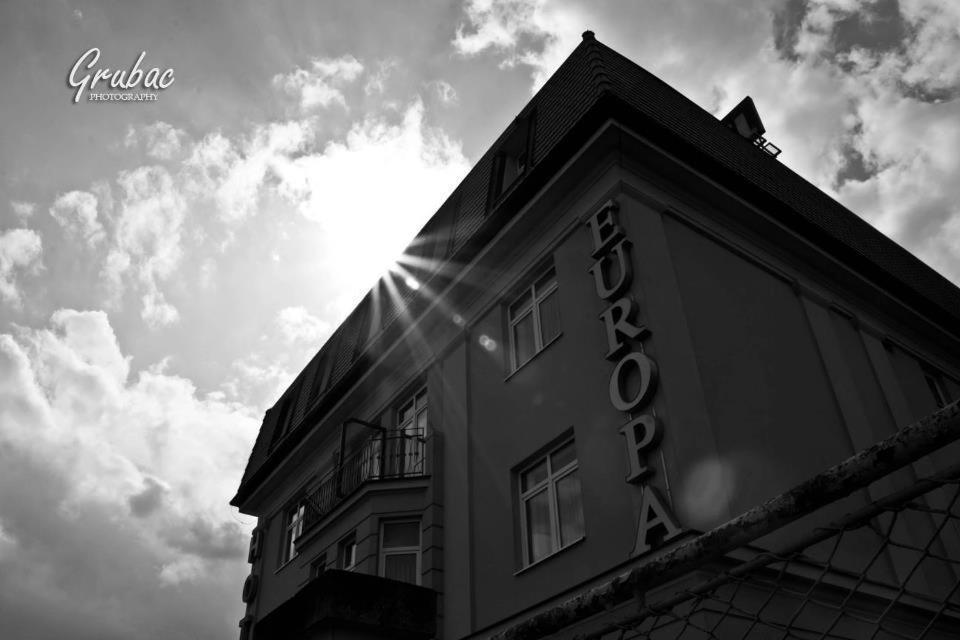 Hotel Europa Karlovac Exterior foto