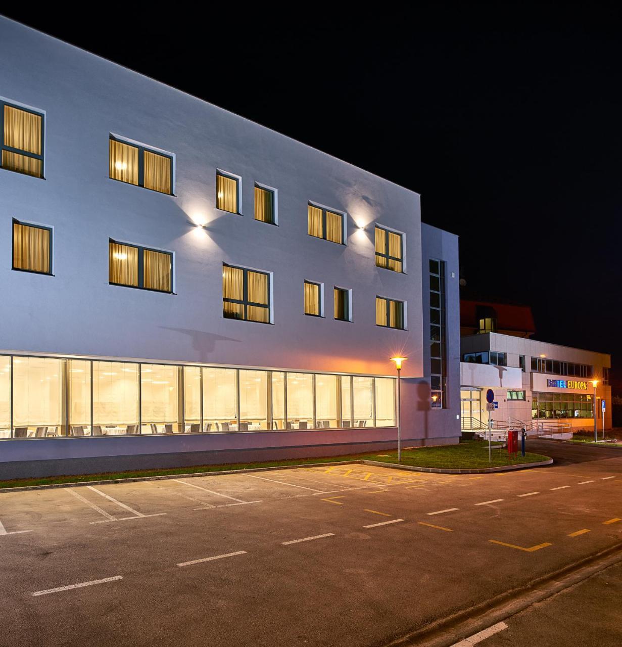 Hotel Europa Karlovac Exterior foto