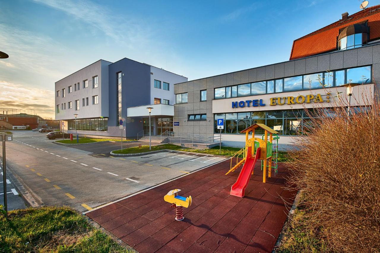 Hotel Europa Karlovac Exterior foto